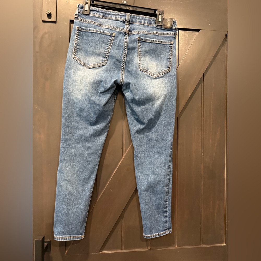 Sara Distressed Skinny Blue Jeans - Picture 5 of 6